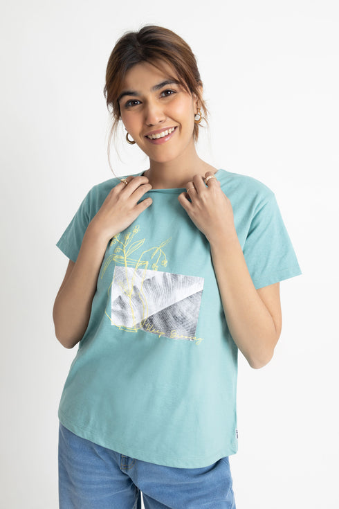 Keep Growing Graphic T-Shirt